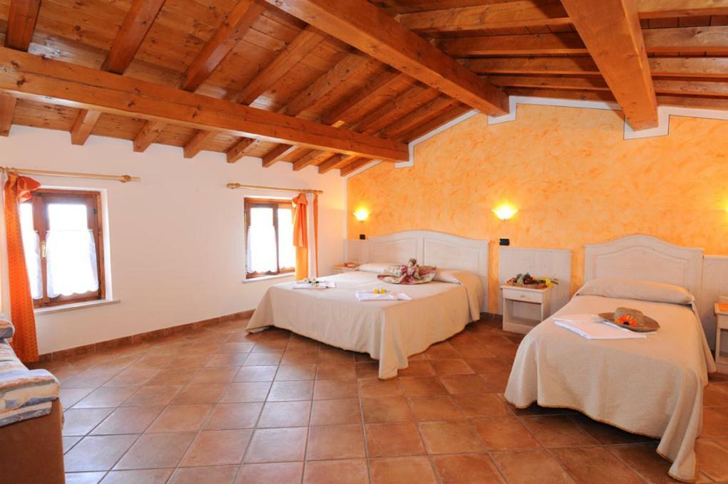 Agriturismo Lizzarola Peschiera del Garda Exterior foto